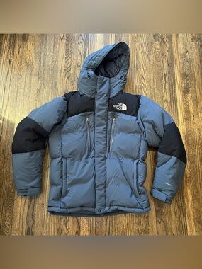 The North Face Baltoro Down Jacket HyVent Men's size M Charcoal Gray
